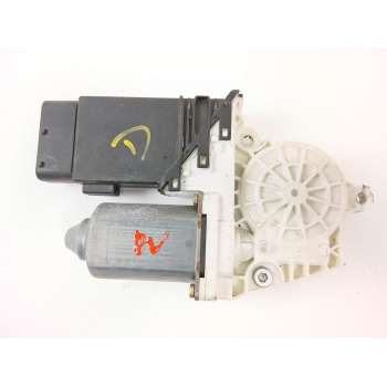 MOTOR ELEVALUNAS DELANTERO DERECHO 05074240 