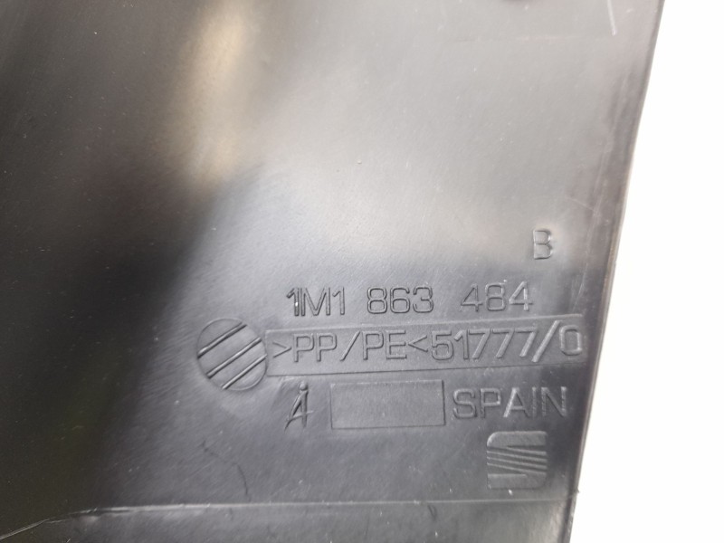 Recambio de moldura para seat leon (1m1) 1.6 16 v referencia OEM IAM 1M1863484  