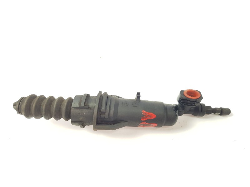 Recambio de bombin embrague para peugeot 406 berlina (8b) 2.0 hdi 110 referencia OEM IAM   