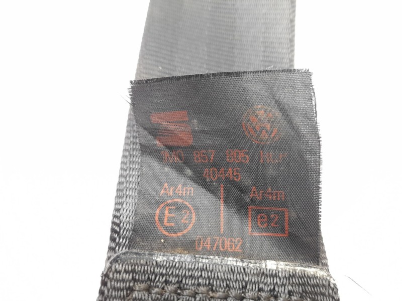 Recambio de cinturon seguridad trasero izquierda para seat leon (1m1) 1.6 16 v referencia OEM IAM 1M0857805  