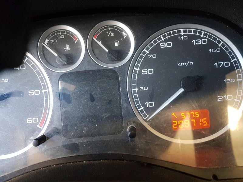 peugeot 307 break (3e) 1.6 hdi del año 2005
