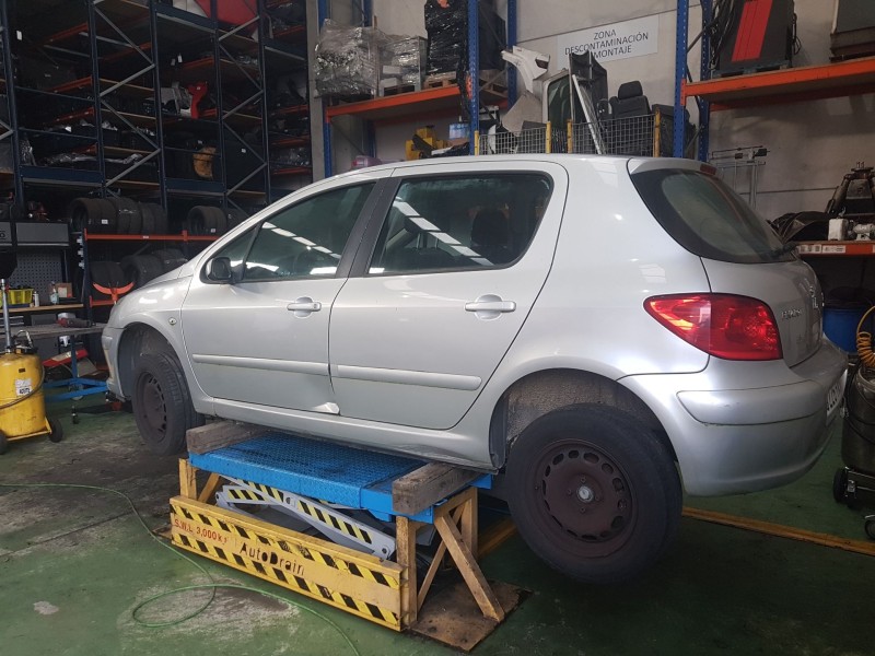 peugeot 307 5p xs+hdi del año 2007