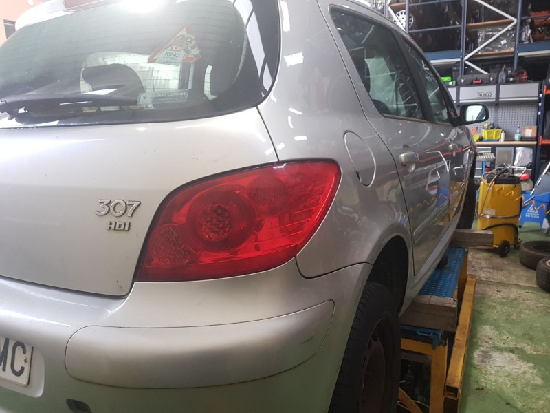 peugeot 307 5p xs+hdi del año 2007