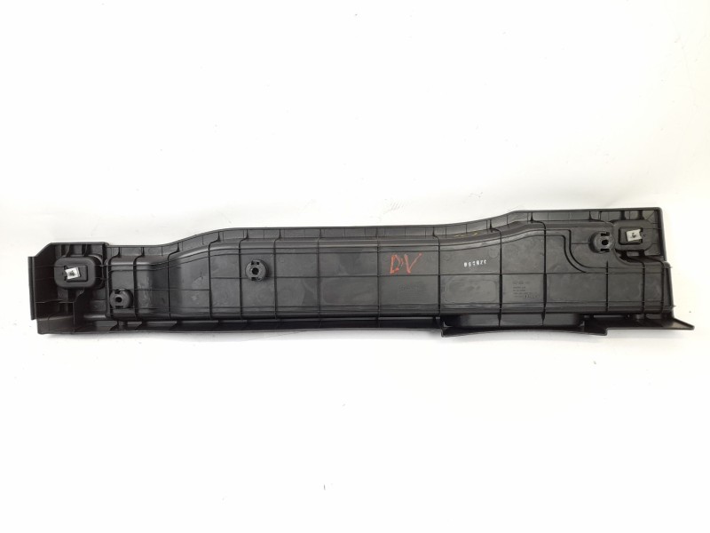 Recambio de moldura para kia pro ceed (ed) 2.0 crdi referencia OEM IAM 857161H050  