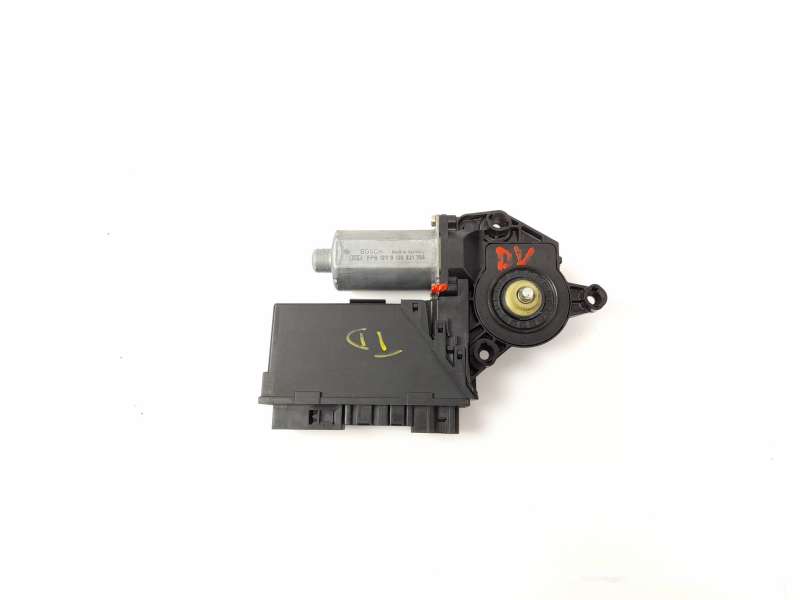 MOTOR ELEVALUNAS TRASERO DERECHO 8E0959802A 
