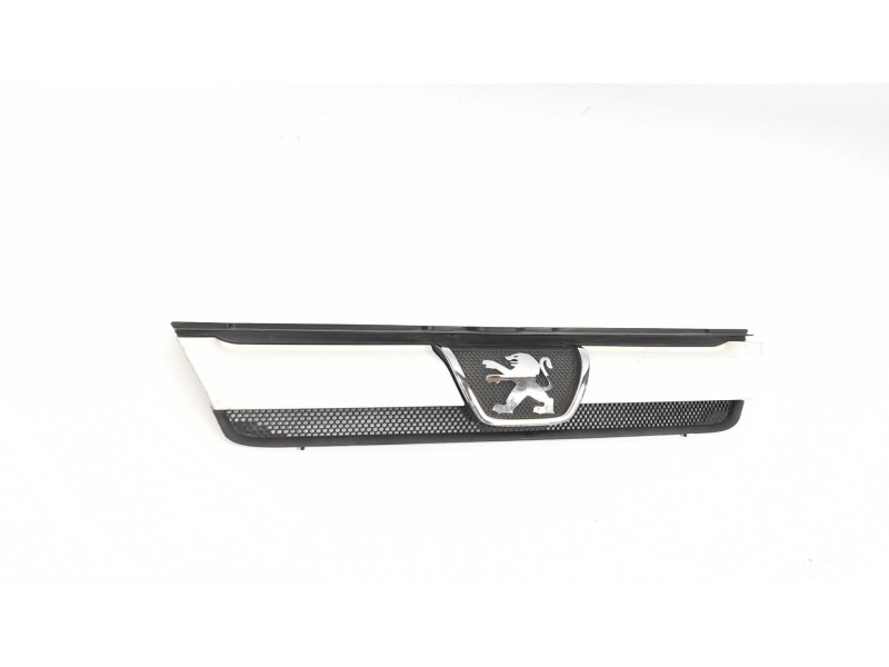 Recambio de rejilla delantera para peugeot boxer caja cerrada (rs2850) 2.8 hdi referencia OEM IAM 1304703070  