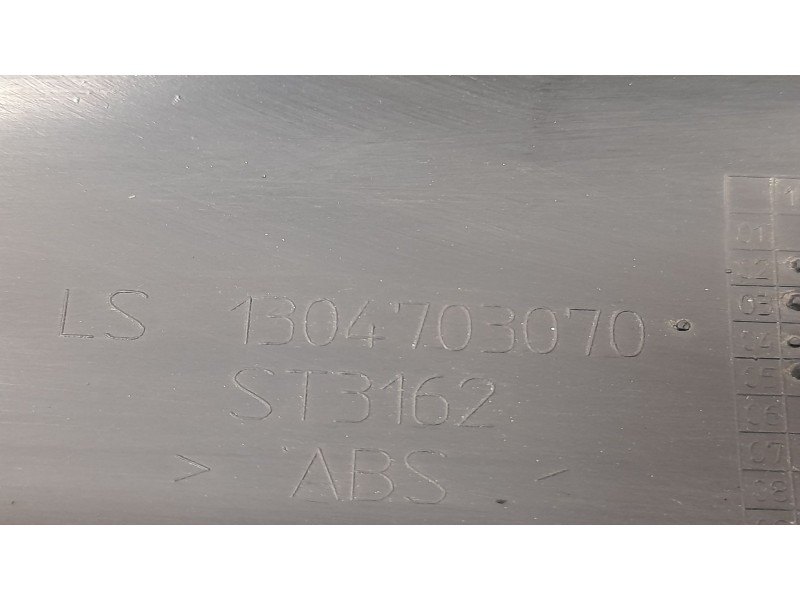 Recambio de rejilla delantera para peugeot boxer caja cerrada (rs2850) 2.8 hdi referencia OEM IAM 1304703070  
