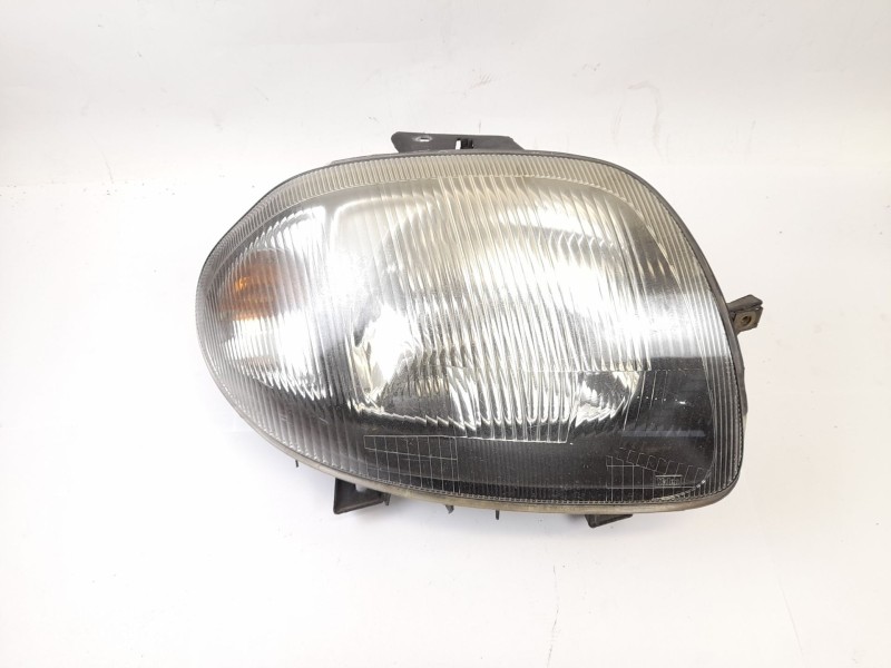 Recambio de faro derecho para renault clio ii fase i (b/cbo) 1.9 d referencia OEM IAM   