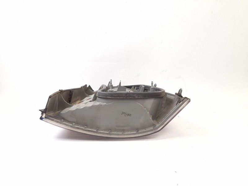Recambio de piloto trasero izquierdo para opel vectra c berlina 2.0 dti 16v referencia OEM IAM 13157772  