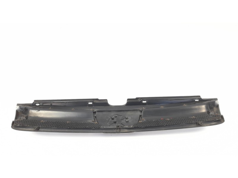 Recambio de rejilla delantera para peugeot boxer caja cerrada (rs2850) 2.8 hdi referencia OEM IAM 1304703070  