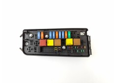 Recambio de caja reles / fusibles para opel vectra c berlina 2.0 dti 16v referencia OEM IAM 13187505 460023260 519066500