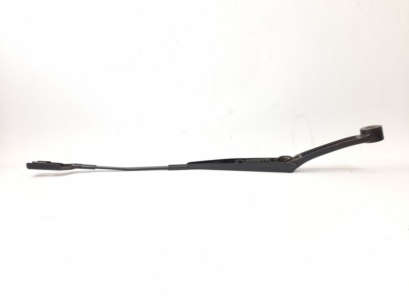 Recambio de brazo limpia delantero derecho para kia pro ceed (ed) 2.0 crdi referencia OEM IAM F00S51F047  