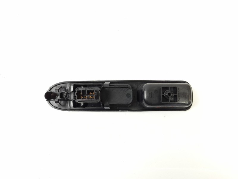 Recambio de mando elevalunas delantero derecho para peugeot 307 break (3e) 1.6 hdi referencia OEM IAM   