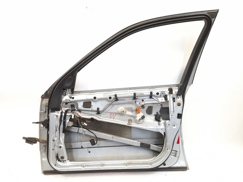 Recambio de puerta delantera derecha para bmw serie 5 berlina (e39) 2.5 525tds referencia OEM IAM   