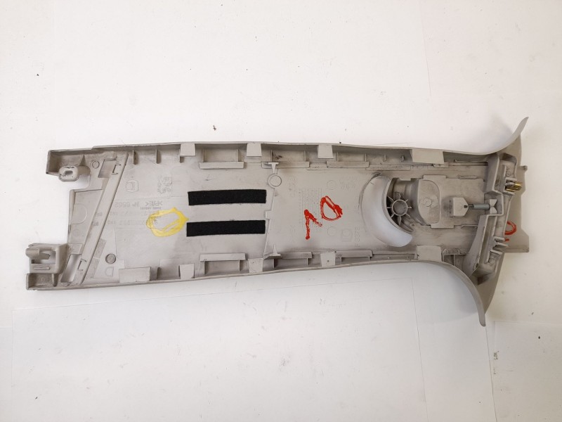 Recambio de moldura para peugeot 307 break (3e) 1.6 hdi referencia OEM IAM 9647398777  