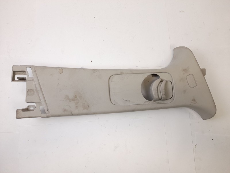 Recambio de moldura para peugeot 307 break (3e) 1.6 hdi referencia OEM IAM 9647398777  