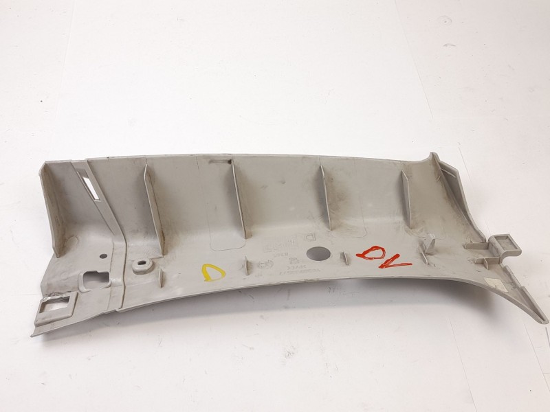 Recambio de moldura para peugeot 307 break (3e) 1.6 hdi referencia OEM IAM 9638933577  