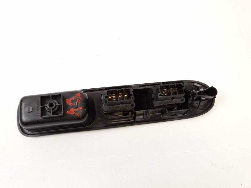 Recambio de mando elevalunas delantero izquierdo para peugeot 307 break (3e) 1.6 hdi referencia OEM IAM   
