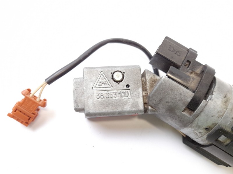 Recambio de conmutador de arranque para peugeot 307 break (3e) 1.6 hdi referencia OEM IAM 36353100  