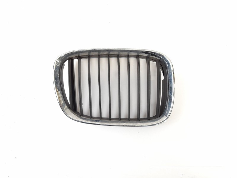 Recambio de rejilla delantera para bmw serie 5 berlina (e39) 2.5 525tds referencia OEM IAM   