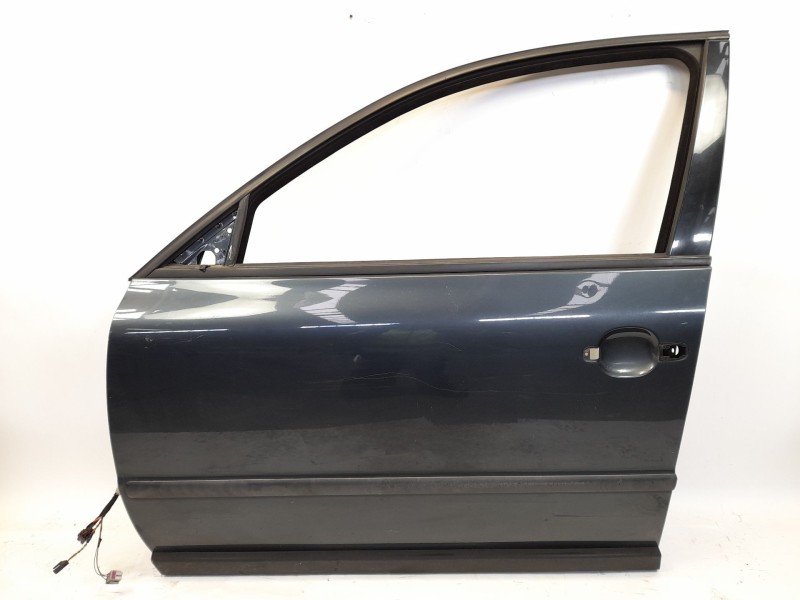 Recambio de puerta delantera izquierda para volkswagen passat berlina (3b3) 1.9 tdi referencia OEM IAM   