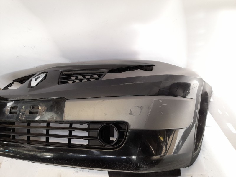 Recambio de paragolpes delantero para renault megane ii sedán (lm0/1_) 1.9 cdi referencia OEM IAM   