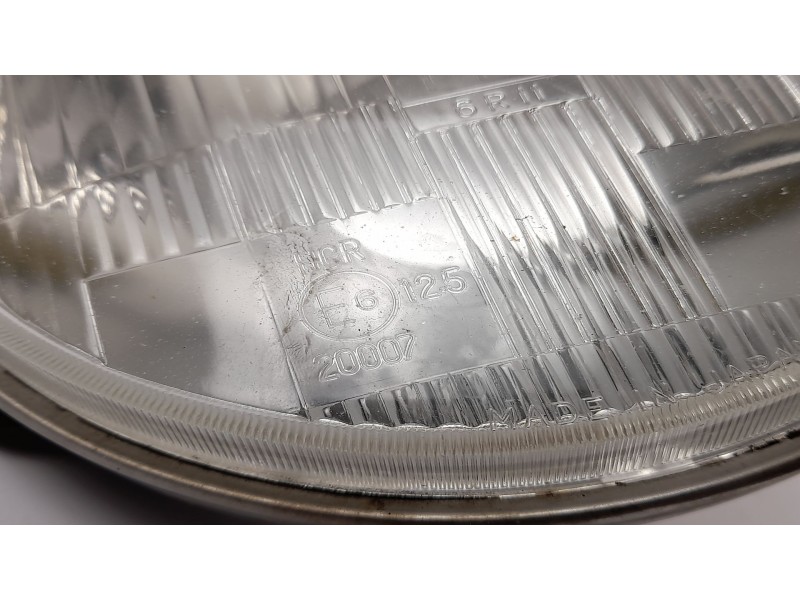 Recambio de faro izquierdo para mitsubishi montero (l040) 2.5 td (l044g, l049g) referencia OEM IAM E6125 E612520007 