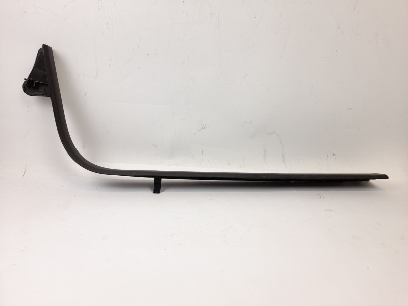 Recambio de moldura para peugeot 307 break (3e) 1.6 hdi referencia OEM IAM 9636264477  