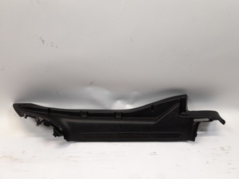 Recambio de moldura para peugeot 307 break (3e) 1.6 hdi referencia OEM IAM 9650448977  
